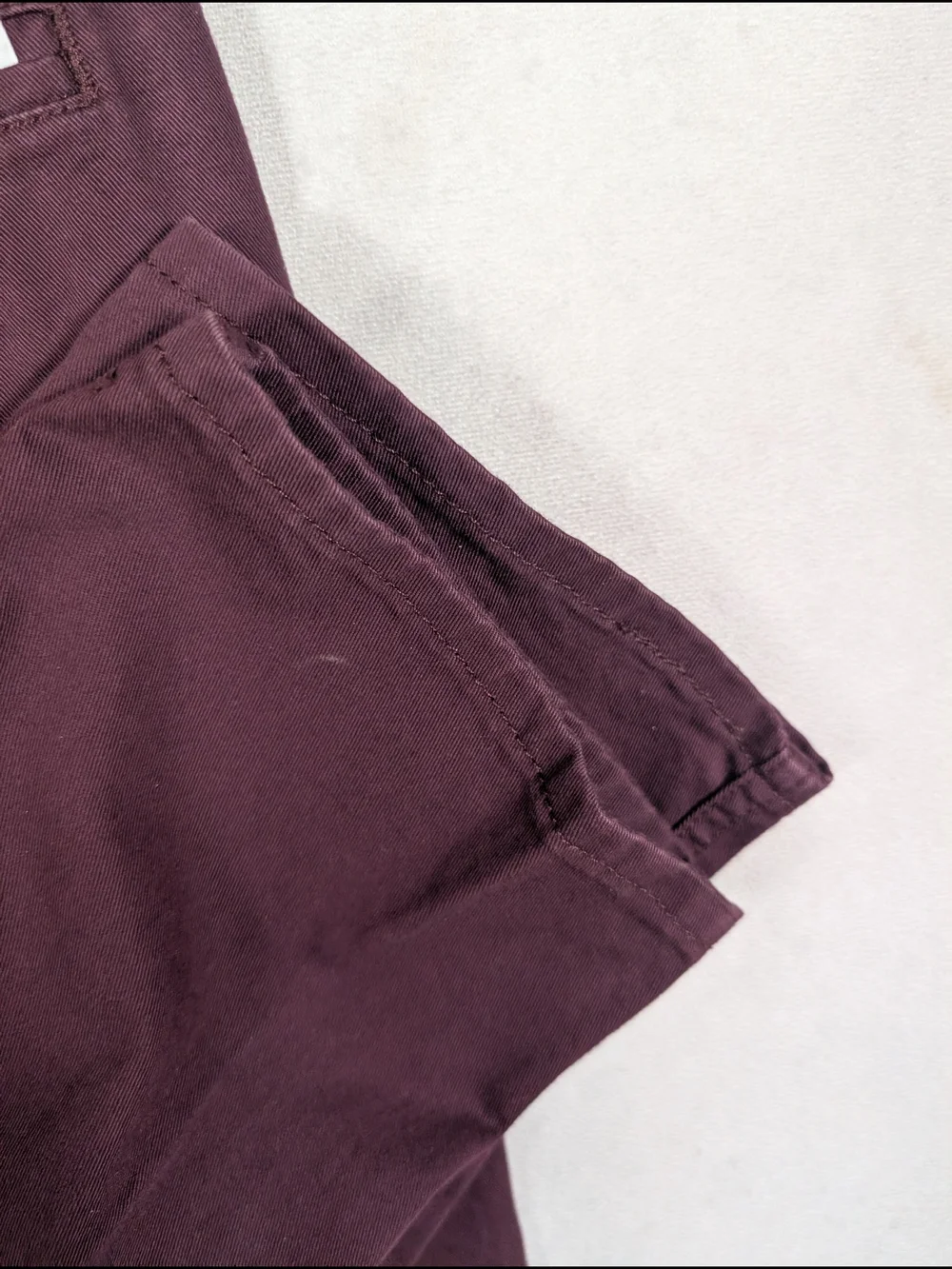 Levis Slim Straight Chino Pants Mens Size 29x30 Burgundy Cotton Stretch Casual